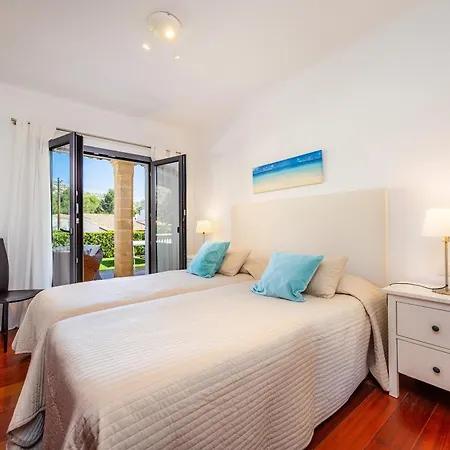 Domingo Semesterbostad